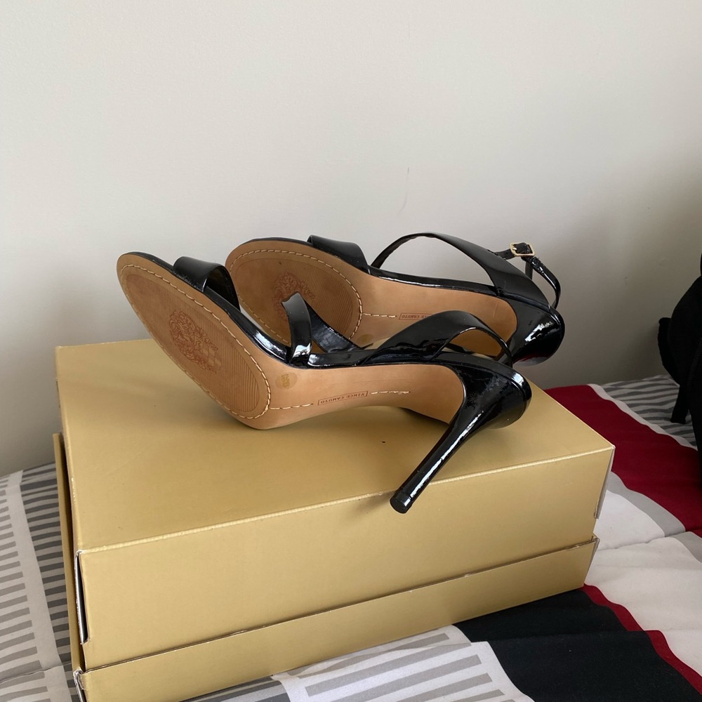 Vince Camuto Black Patent Strappy Stiletto Heels - NWOT Size 10M - Picture 4 of 6